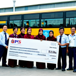 Vocational License Opportunities**

"A diverse group of Malaysians, fully clothed in appropriate attire, smiling and holding various vocational licenses (GDL, PSV), standing in front of a bustling transportation hub (bus terminal, cargo depot). The scene represents opportunity and career advancement.  Safe for work, appropriate content, professional, perfect anatomy, correct proportions, natural pose, high resolution, detailed."

**
